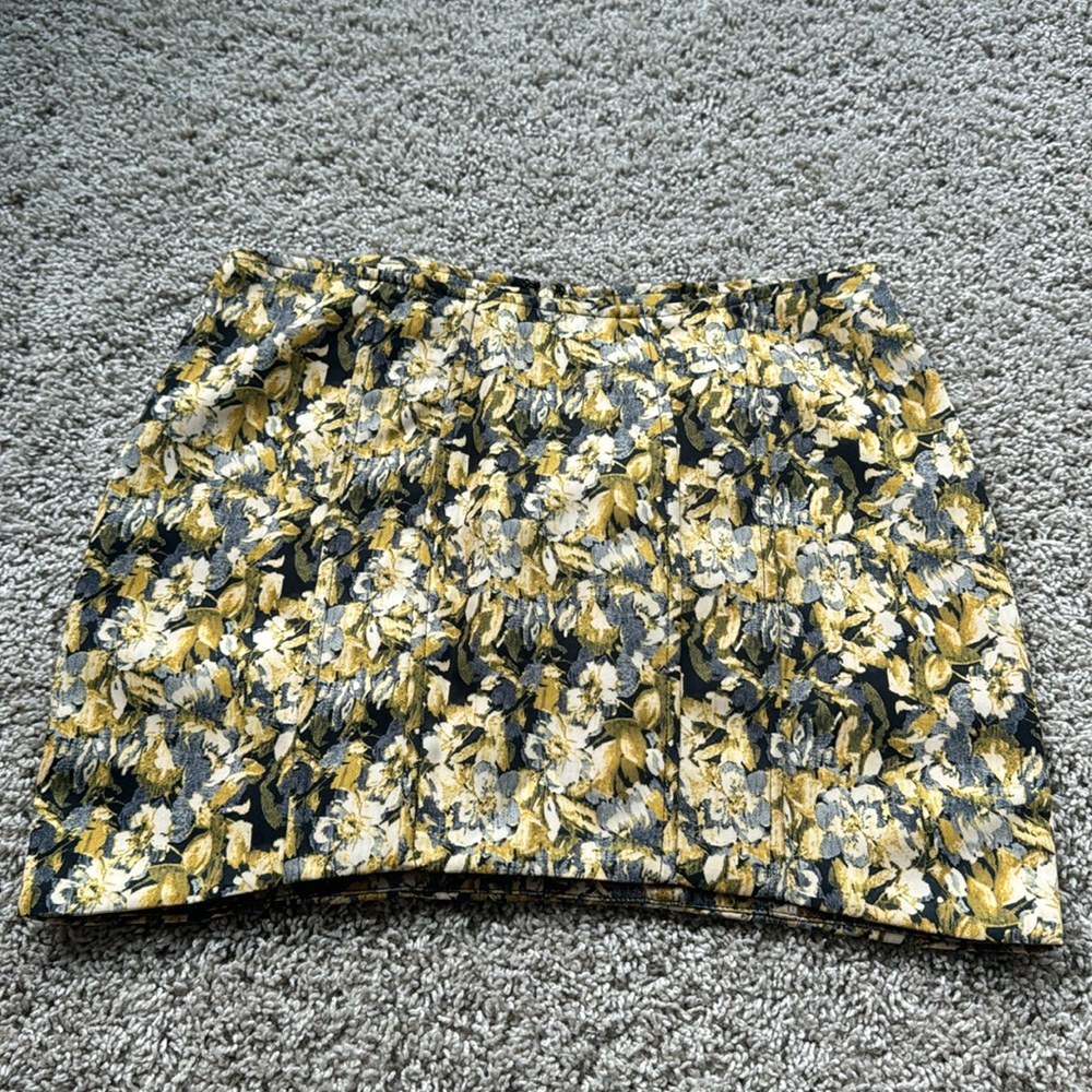 Mini skirt